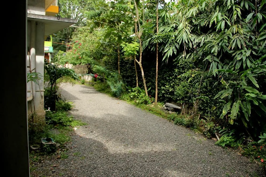 Bougainvilla Homestay Thekkady